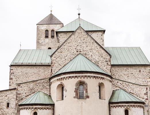 alpinestrassederromanik-innichen-026-angelikaschwarz